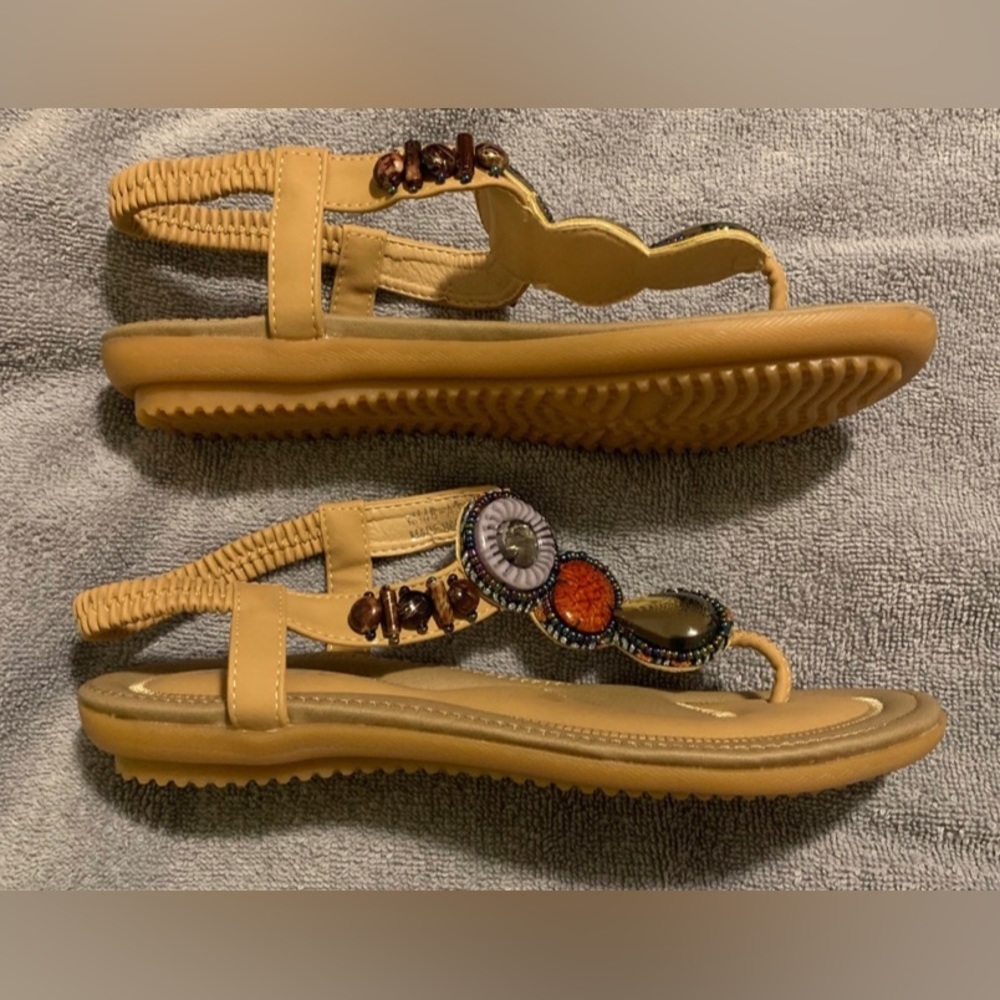 #S703 - SIKETU Boho Beige + Faux Jewel Stone Flat Sandals, Womens Size 8M (US) - Picture 3 of 15